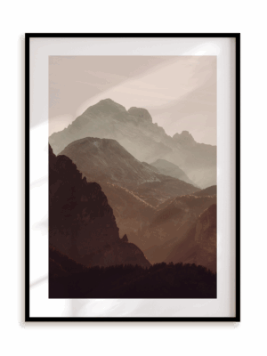 Plakat W majestacie gór w ramie aluminiowej