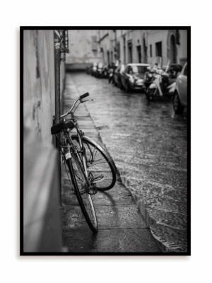 Plakat Deszczowy rower w ramie aluminiowej