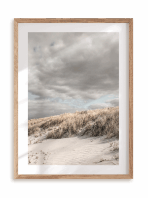 Plakat Pod chmurą nadmorską w ramie drewnianej