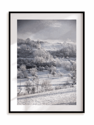 Plakat Zimowe pola w ramie aluminiowej