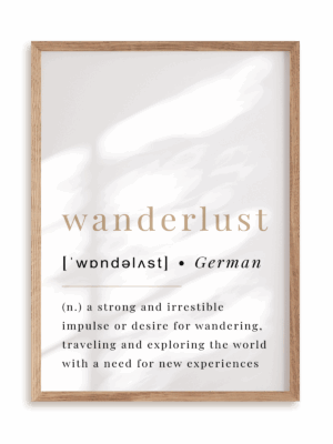 Plakat Wanderlust w ramie drewnianej