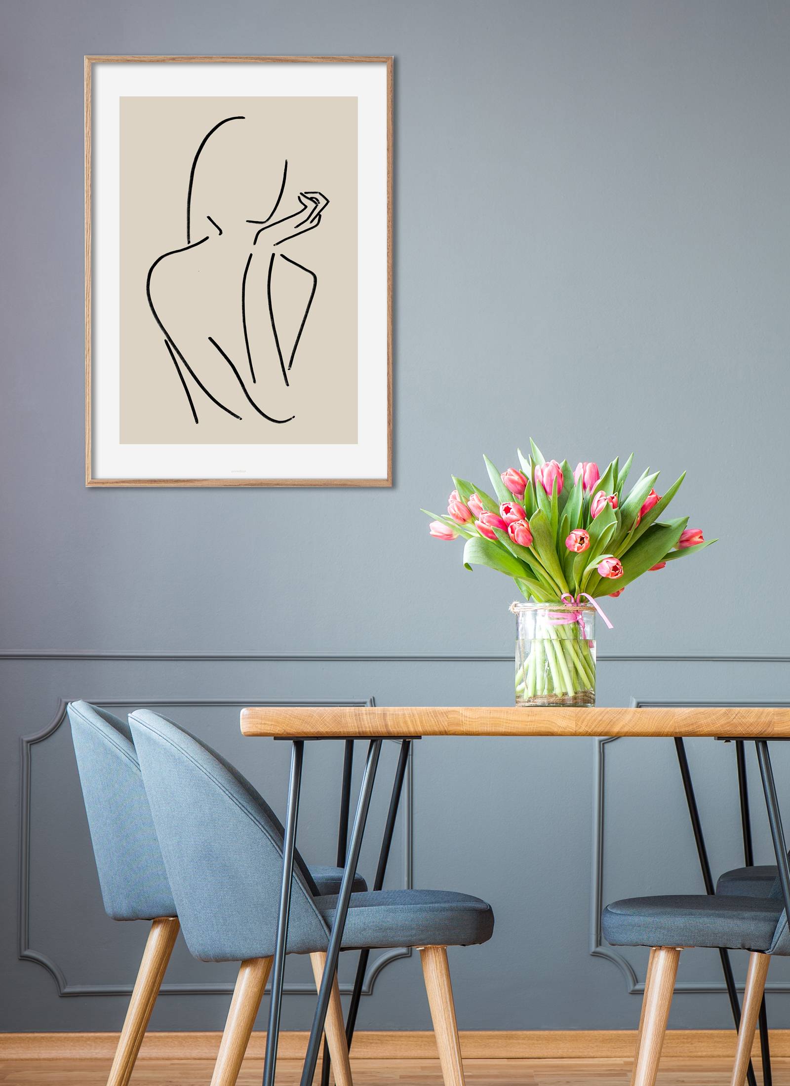 Plakat Zamyślona bez ramy - obrazek 2